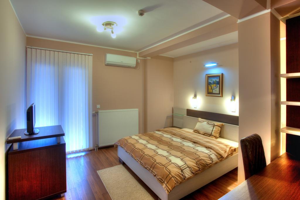 Guesthouse Vitez Vranje Bagian luar foto