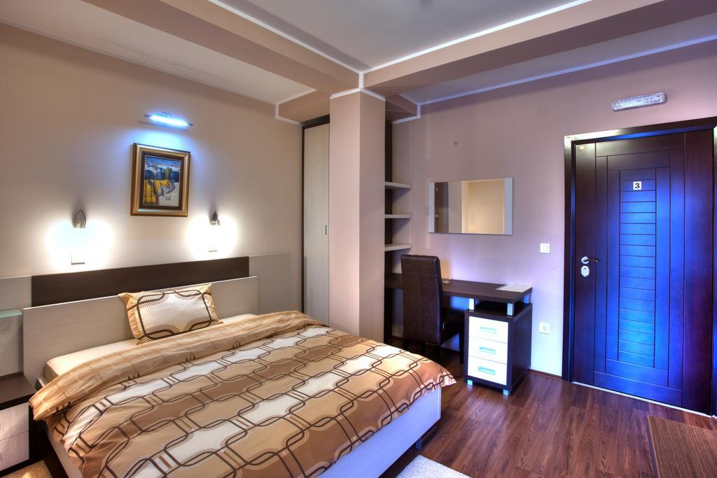 Guesthouse Vitez Vranje Bagian luar foto