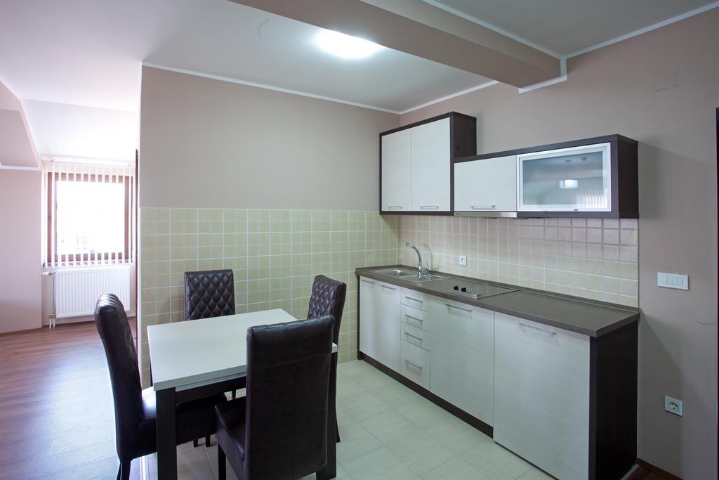 Guesthouse Vitez Vranje Bagian luar foto